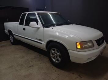 Foto Chevrolet S10 Pick-Up Luxe 2.2  1996